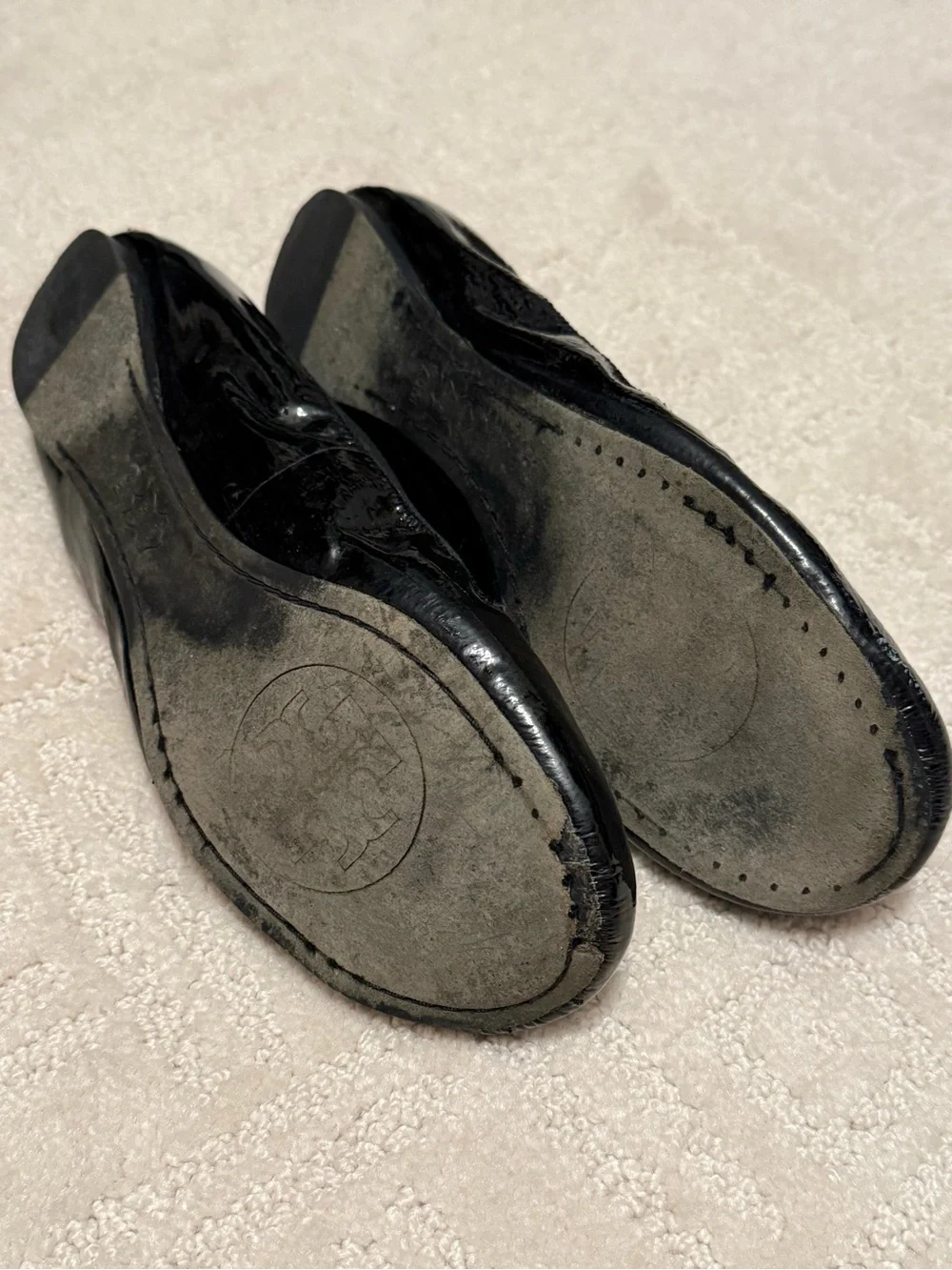 Tory Burch Black Patent Logo-Embellished Ballet Flats
